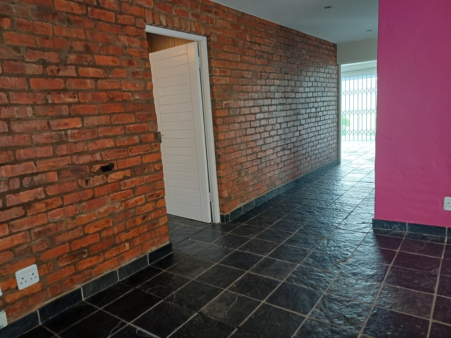 3 Bedroom Property for Sale in Reebok Western Cape